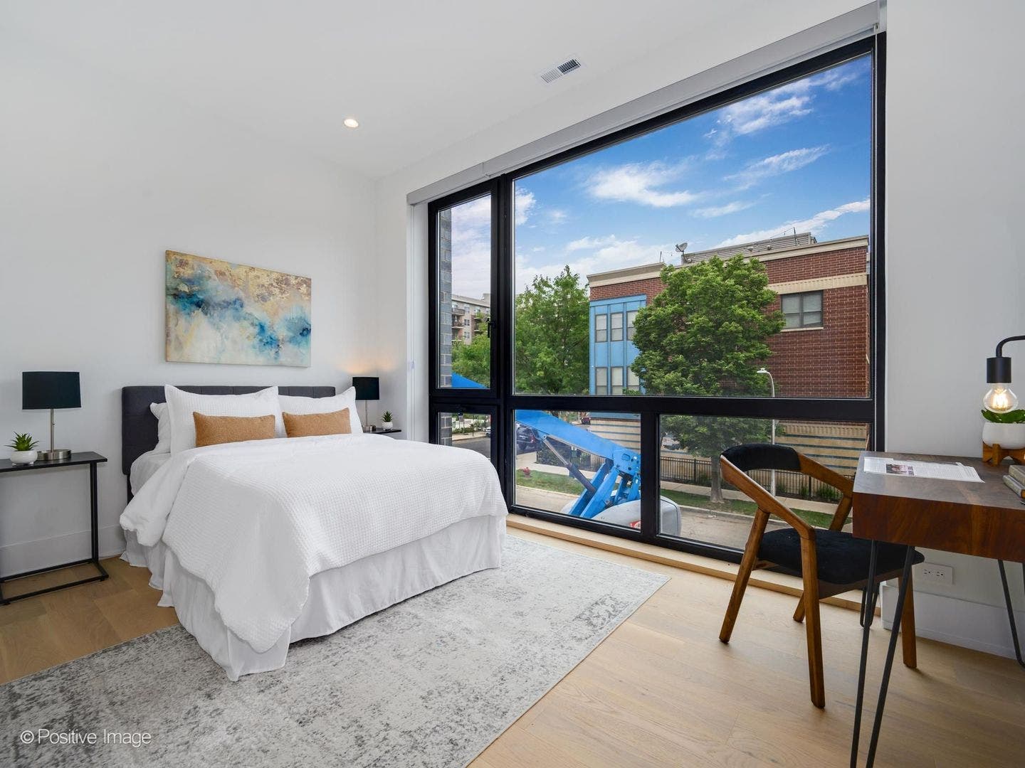 515 W Elm Street, #502, Chicago, IL 60610