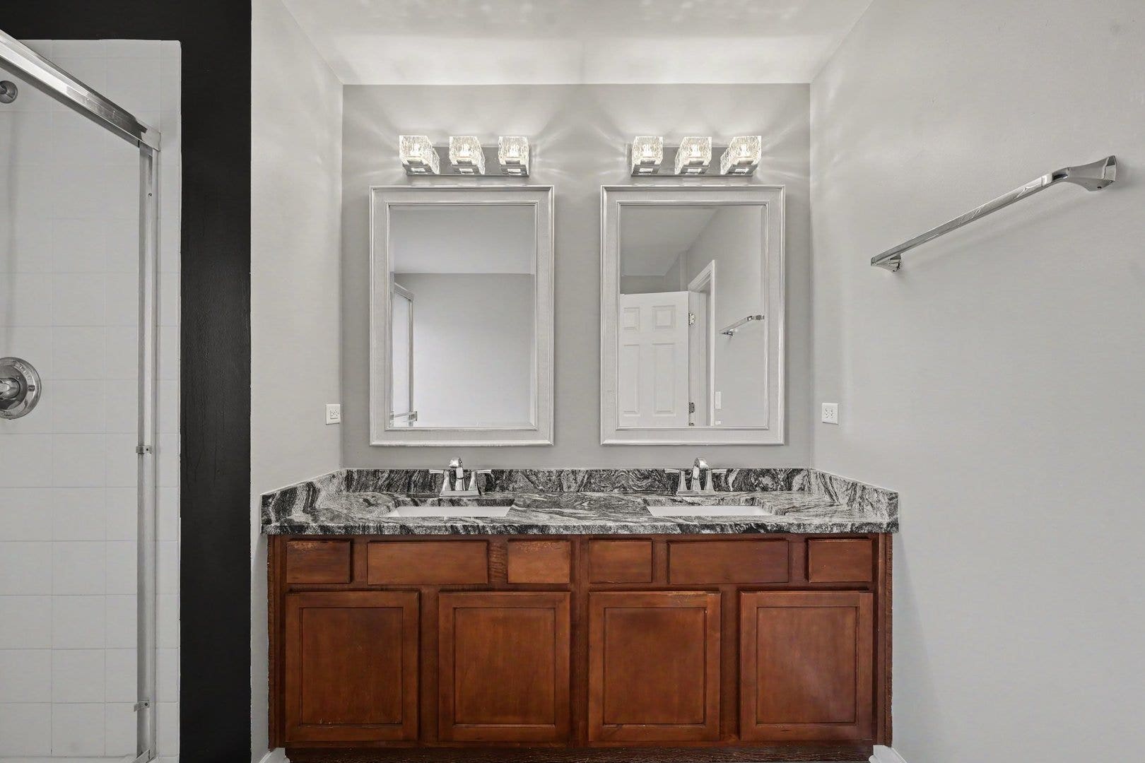 1305 Glenridge Court N, Minooka, IL 60447