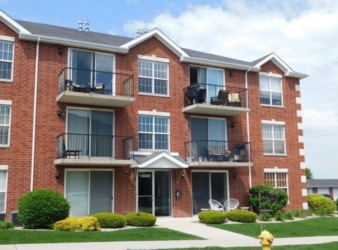 16600 Liberty Circle, #3NW, Orland Park, IL 60462