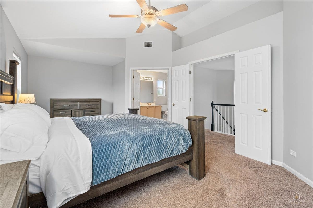 771 Red Barn Lane, Elgin, IL 60124 771 Red Barn Lane, Elgin, IL 60124
