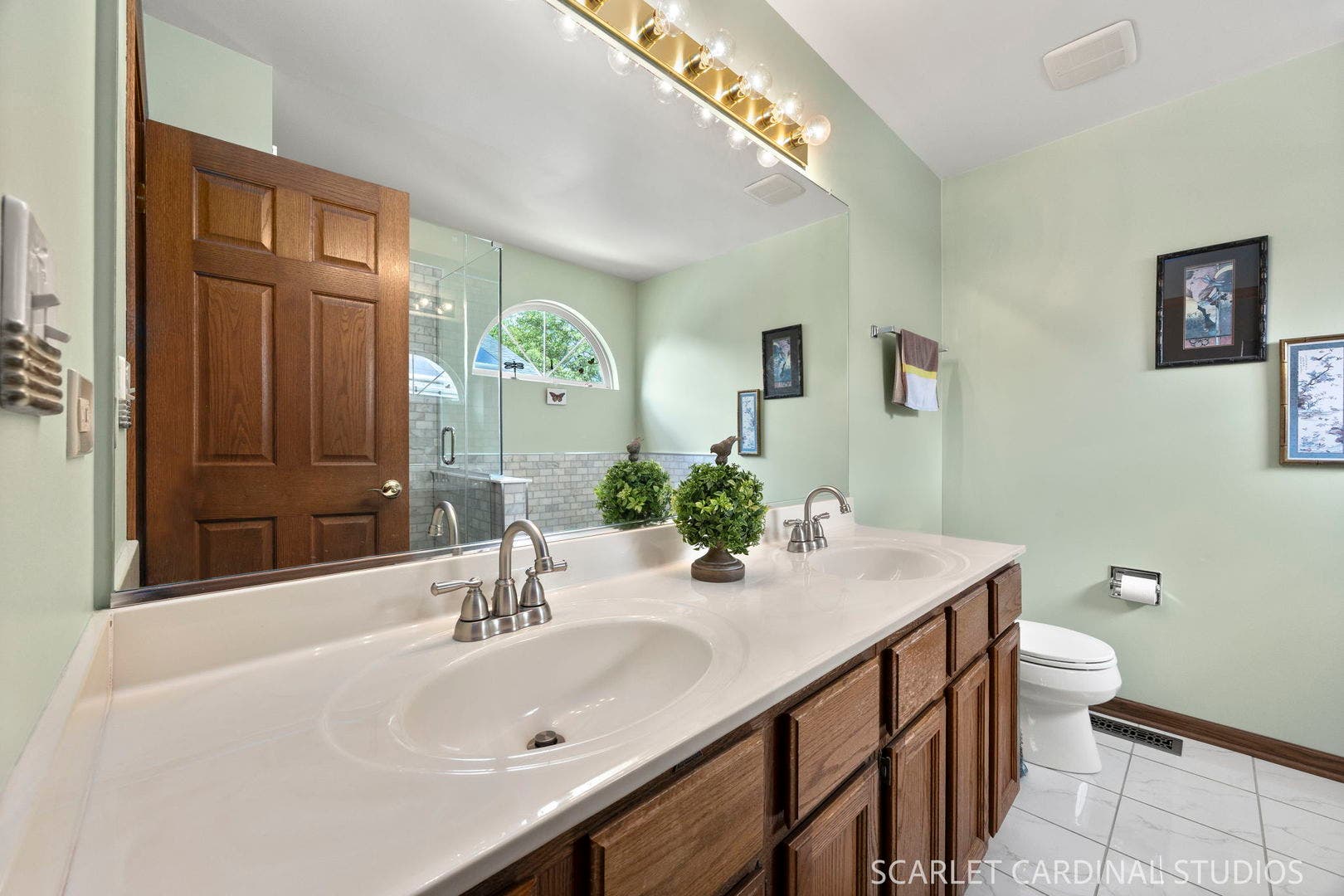 Primary bath