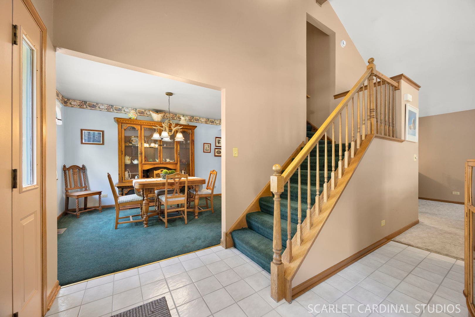 127 Forestview Lane, Aurora, IL 60502