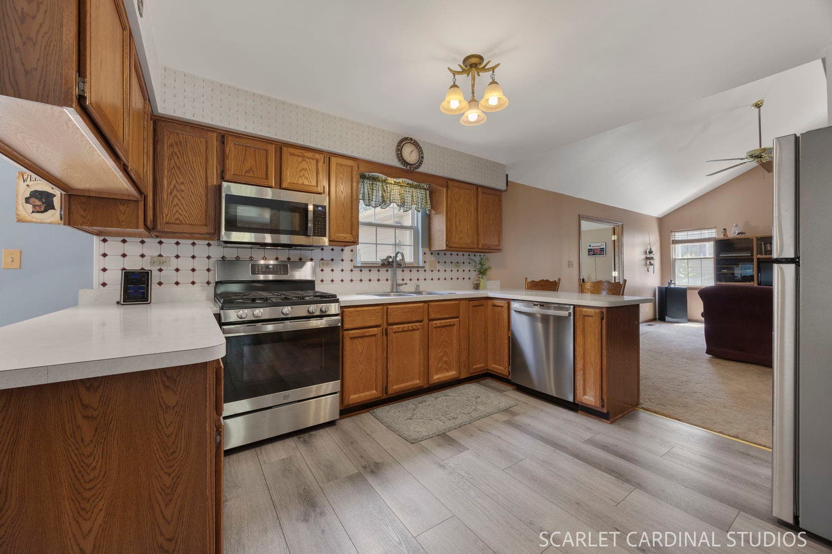 127 Forestview Lane, Aurora, IL 60502