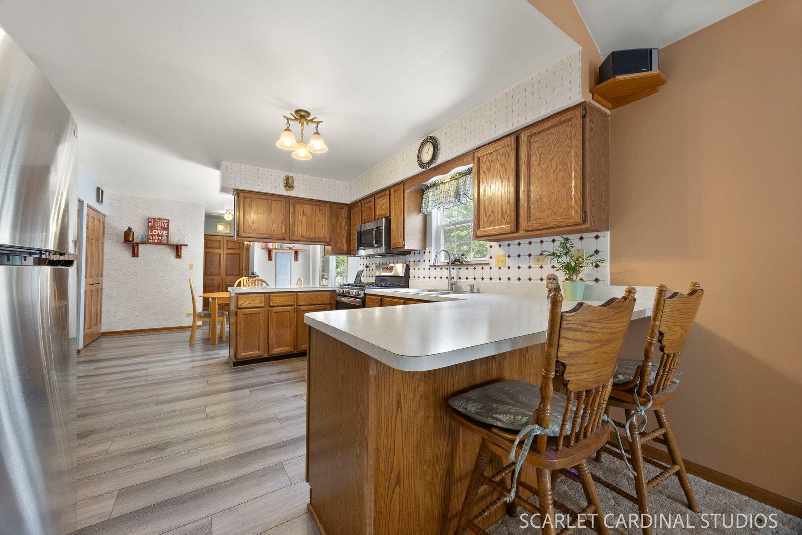 127 Forestview Lane, Aurora, IL 60502