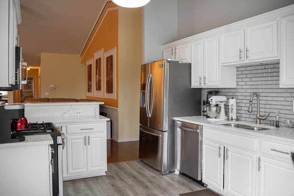 116 Iliad Drive, Tinley Park, IL 60477 116 Iliad Drive, Tinley Park, IL 60477