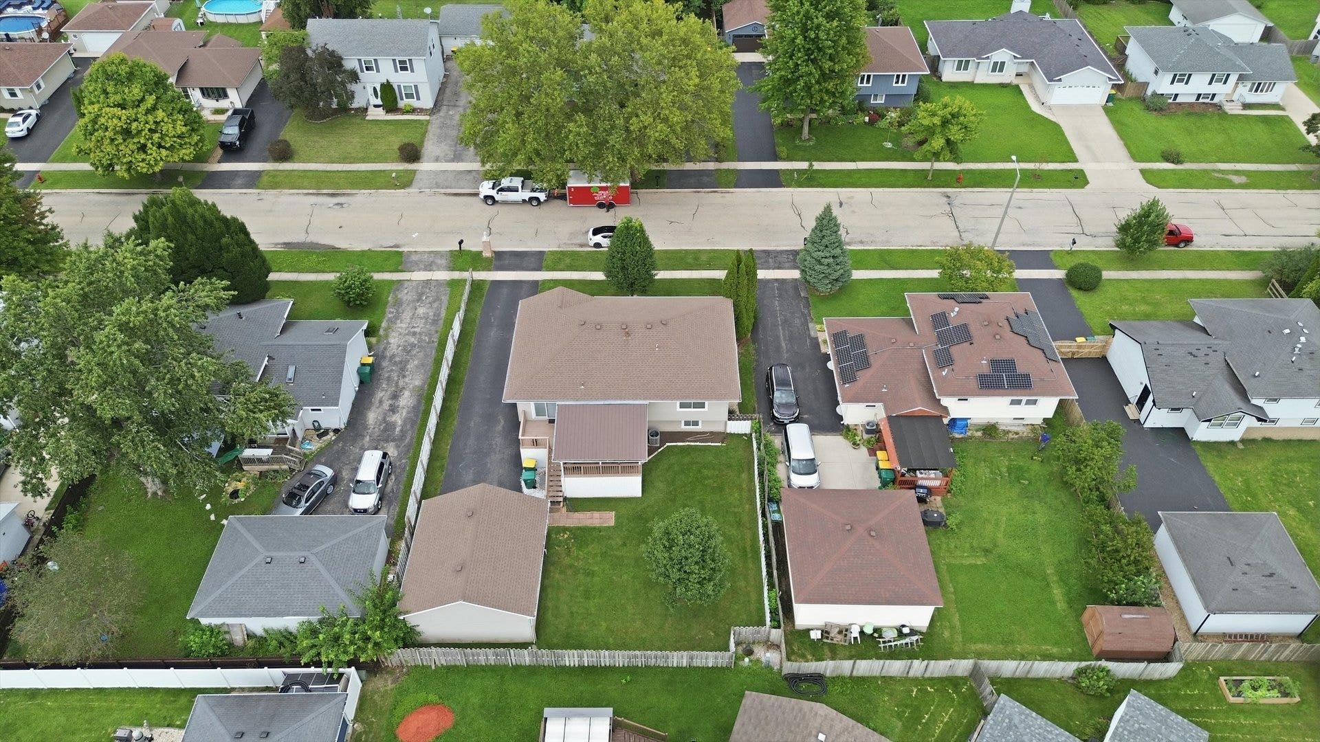 2902 Streitz Drive, Joliet, IL 60435 2902 Streitz Drive, Joliet, IL 60435