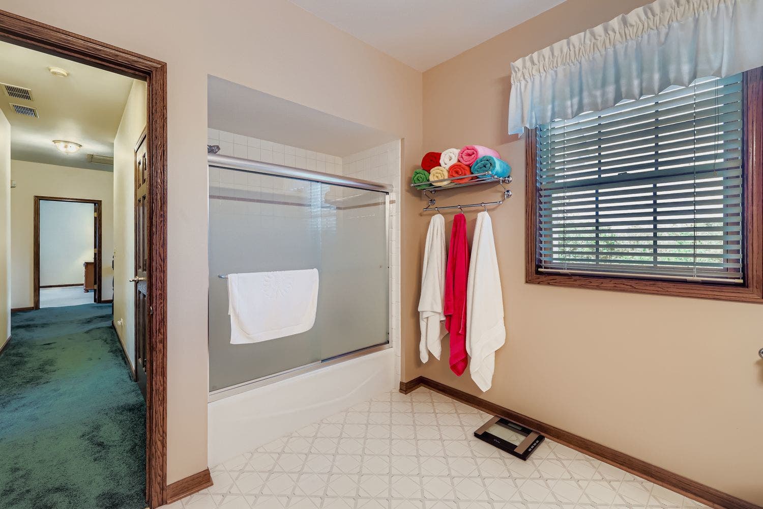 13N441 Coombs Road, Elgin, IL 60124 13N441 Coombs Road, Elgin, IL 60124