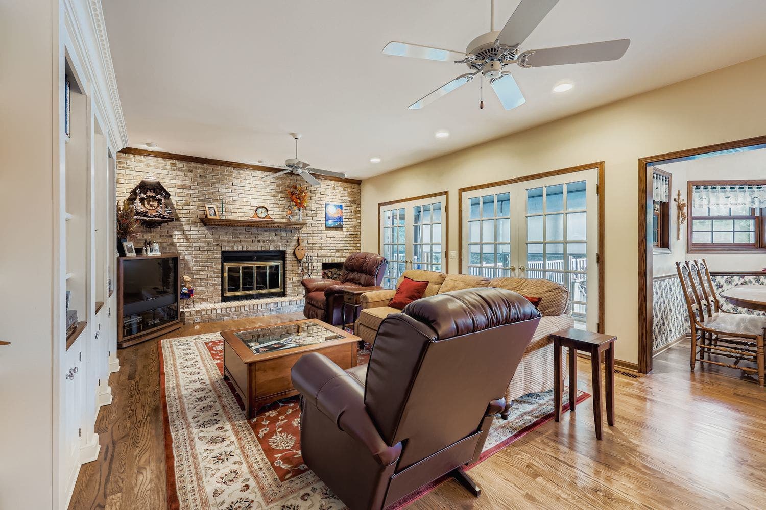 13N441 Coombs Road, Elgin, IL 60124 13N441 Coombs Road, Elgin, IL 60124