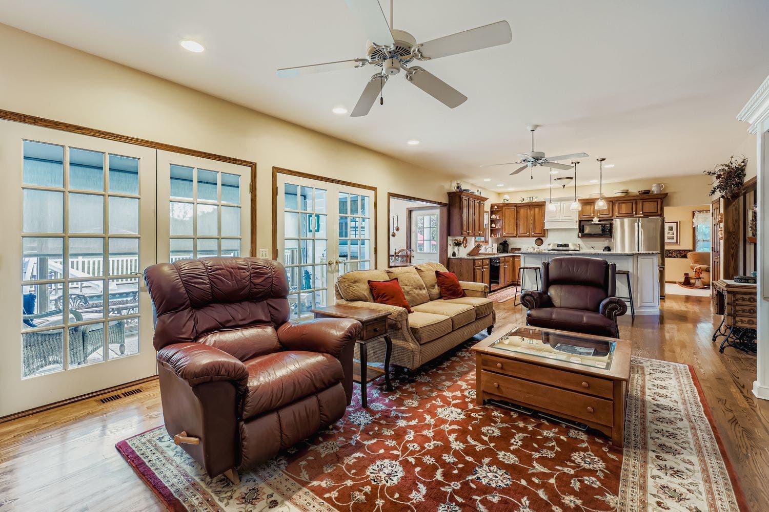 13N441 Coombs Road, Elgin, IL 60124 13N441 Coombs Road, Elgin, IL 60124