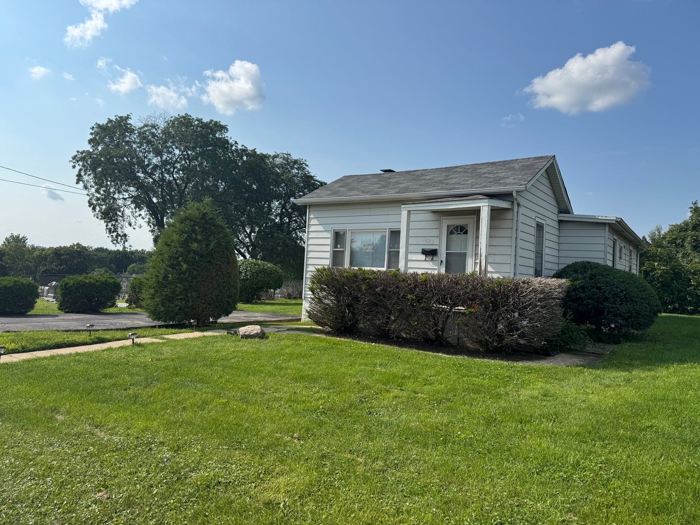 1036 Bonner Avenue, Aurora, IL 60505 1036 Bonner Avenue, Aurora, IL 60505