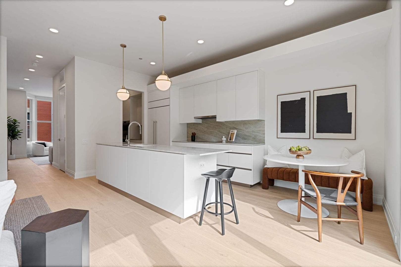 2333 N Cambridge Avenue, #F, Chicago, IL 60614 2333 N Cambridge Avenue, #F, Chicago, IL 60614