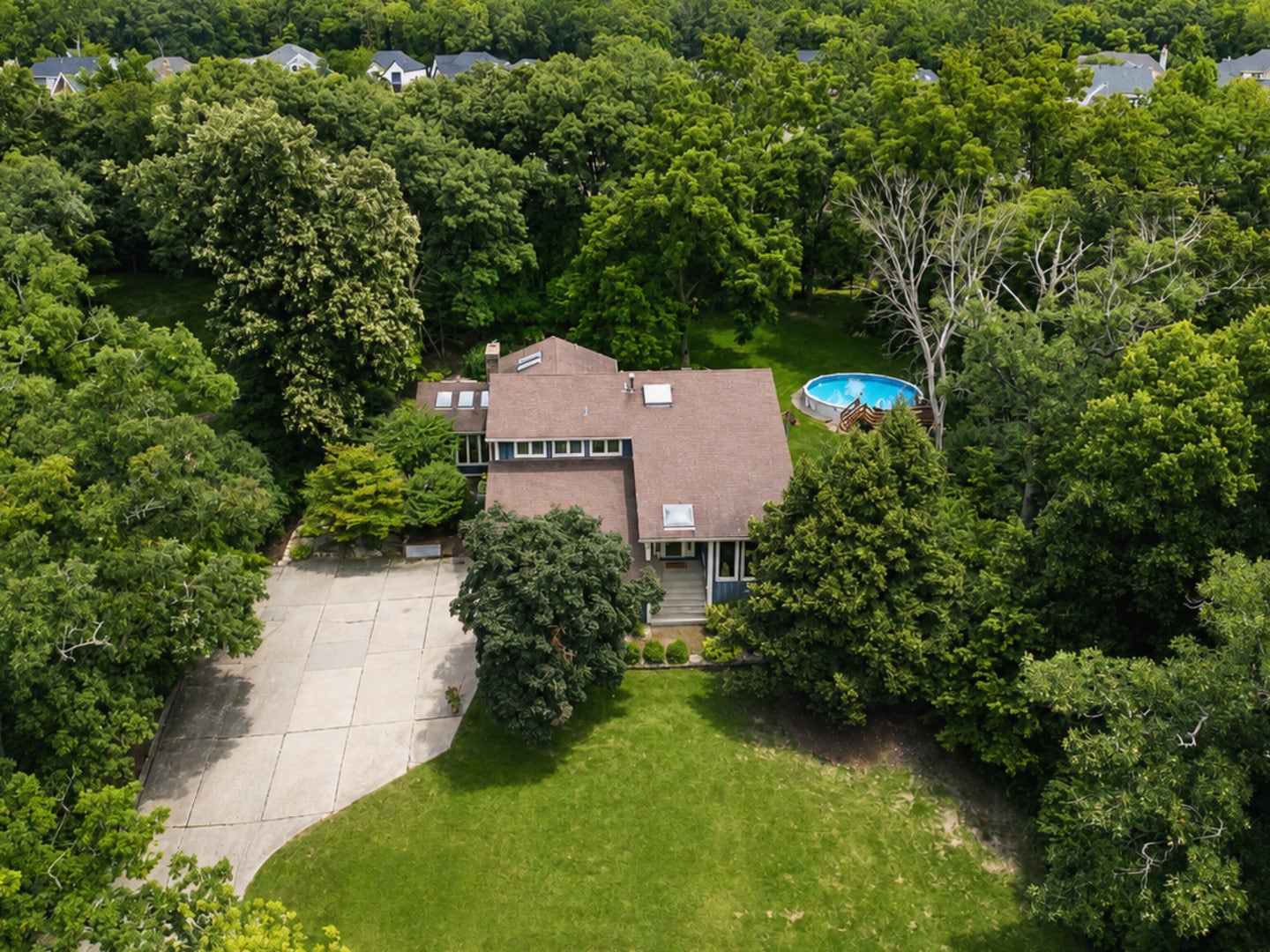 16244 Bluff Road, Lemont, IL 60439 16244 Bluff Road, Lemont, IL 60439