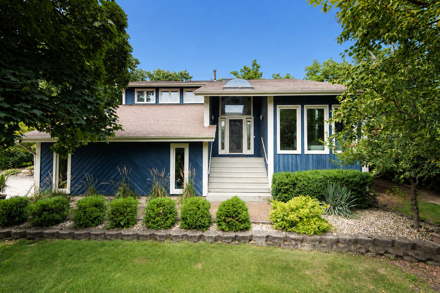 16244 Bluff Road, Lemont, IL 60439 16244 Bluff Road, Lemont, IL 60439