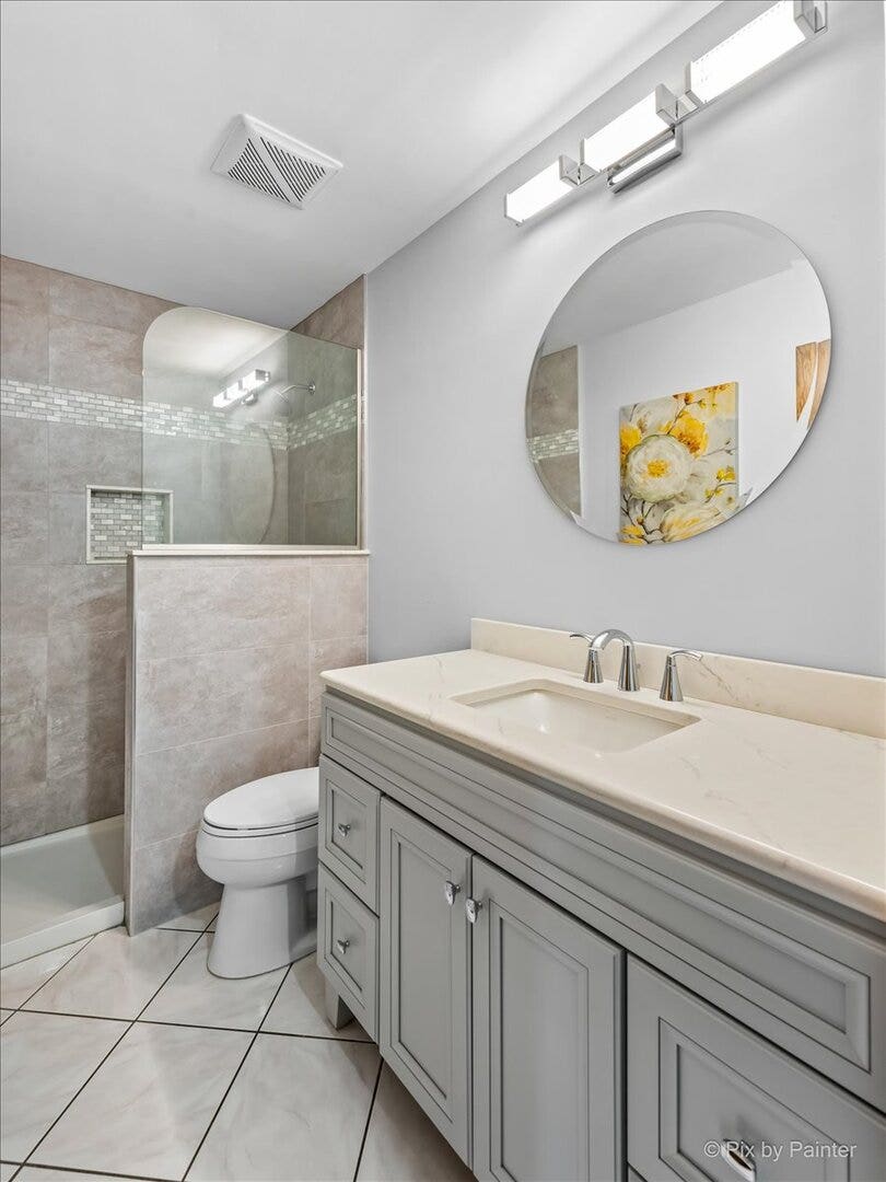 2nd Bath - Main Level