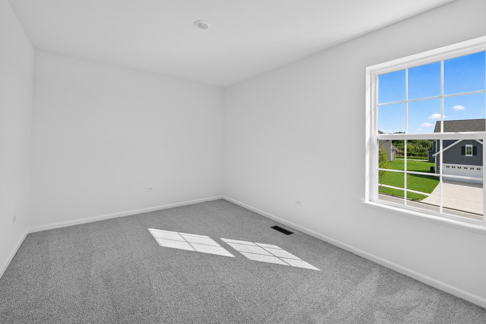 565 Arye Drive, Elgin, IL 60124 565 Arye Drive, Elgin, IL 60124