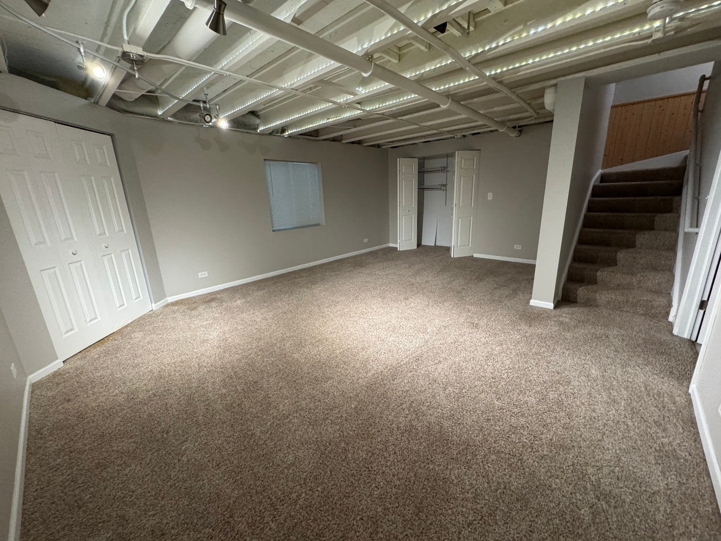 2399 STOUGHTON Circle, #2399, Aurora, IL 60502 2399 STOUGHTON Circle, #2399, Aurora, IL 60502