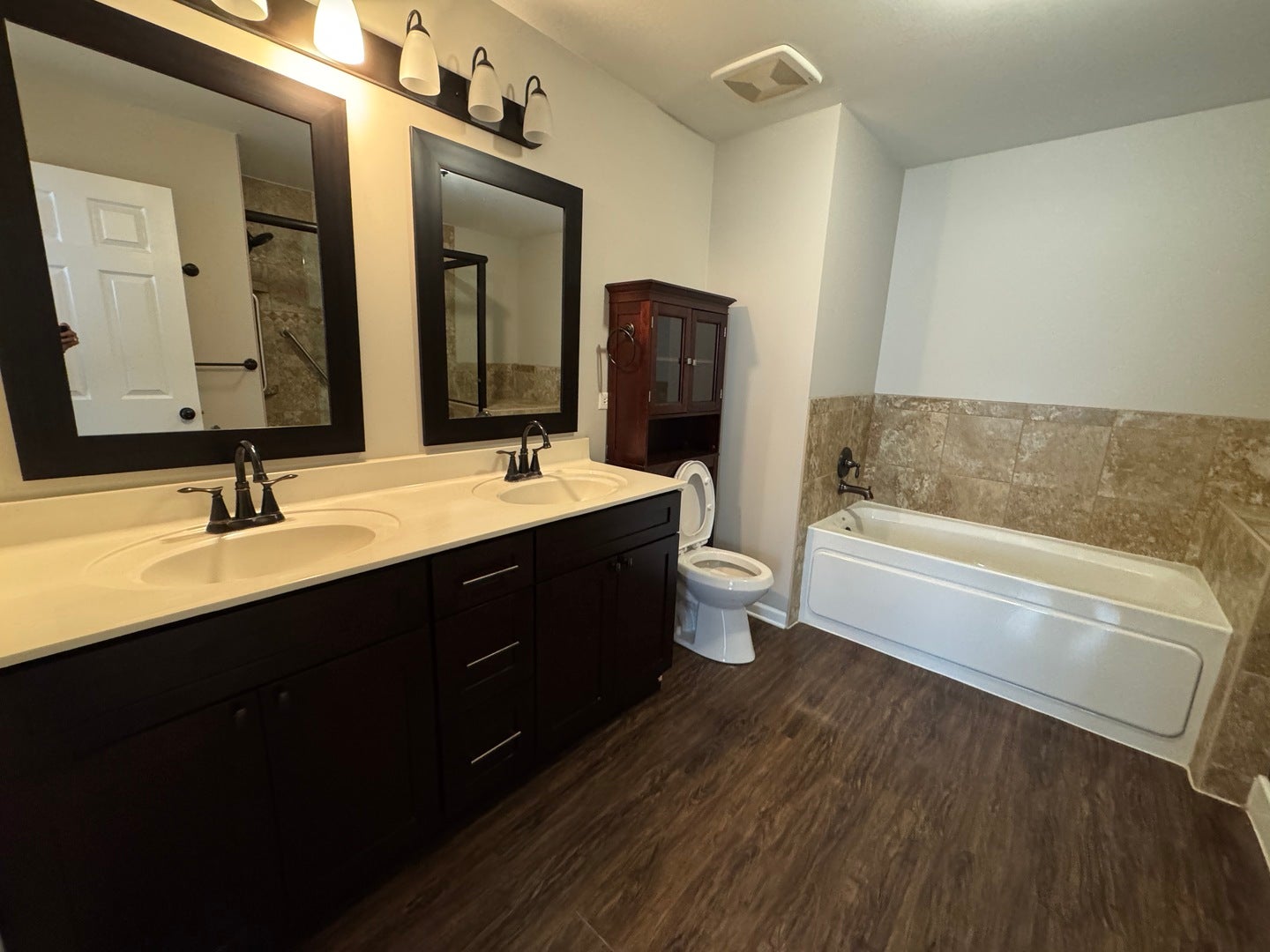 2399 STOUGHTON Circle, #2399, Aurora, IL 60502 2399 STOUGHTON Circle, #2399, Aurora, IL 60502