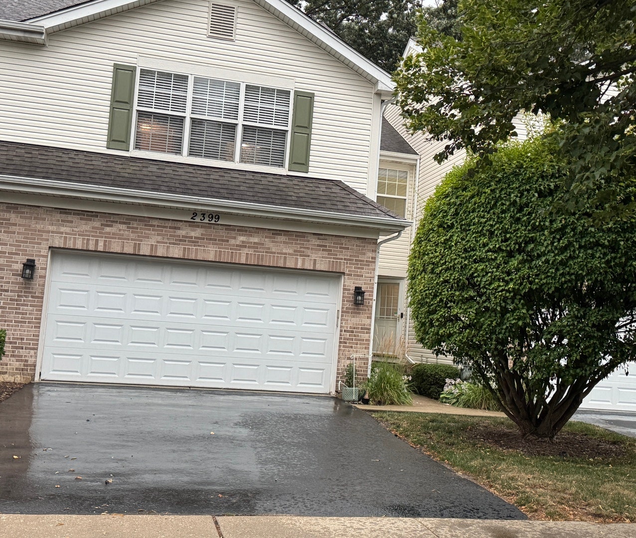 2399 STOUGHTON Circle, #2399, Aurora, IL 60502 2399 STOUGHTON Circle, #2399, Aurora, IL 60502