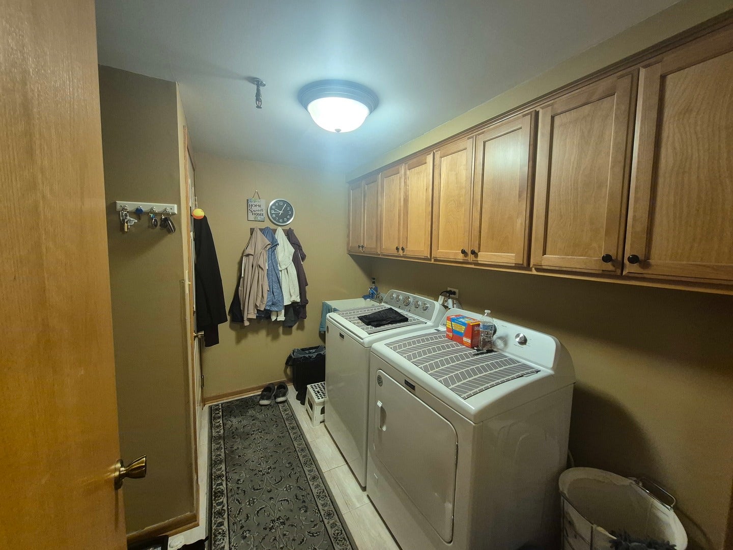 17806 Bernard Drive, #2B, Orland Park, IL 60467 17806 Bernard Drive, #2B, Orland Park, IL 60467