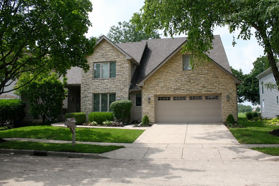 Property photo for 1319 Cranbrook Circle, Aurora, IL