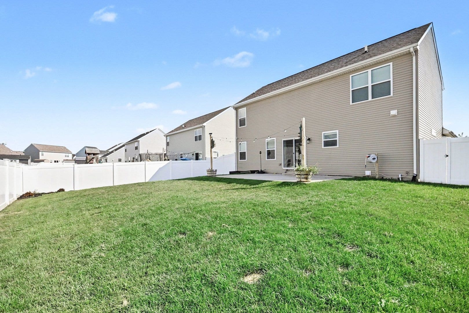 6617 Eich Drive, Joliet, IL 60431