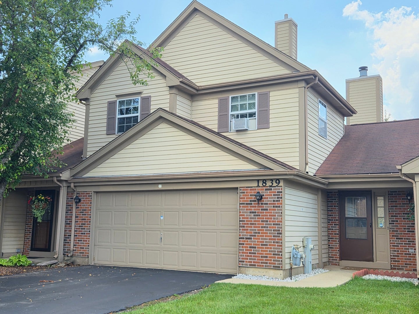 1839 Prentiss Drive, Downers Grove, IL 60516 1839 Prentiss Drive, Downers Grove, IL 60516