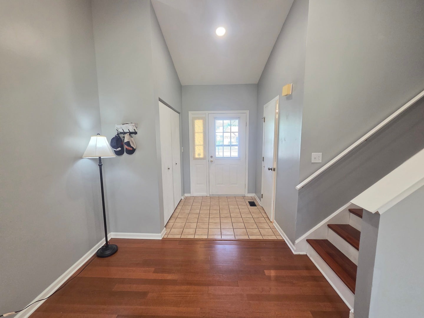 1839 Prentiss Drive, Downers Grove, IL 60516 1839 Prentiss Drive, Downers Grove, IL 60516