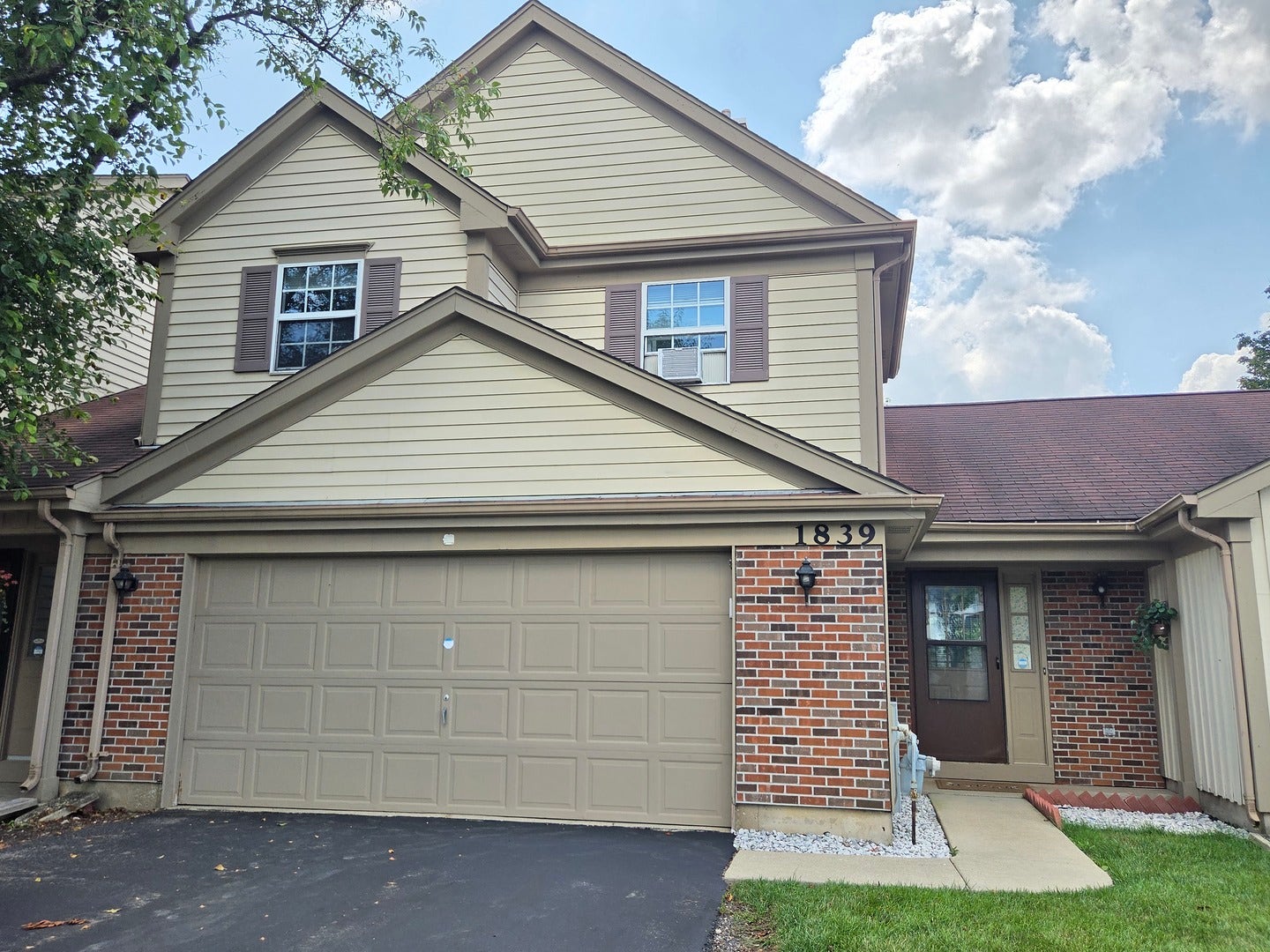 1839 Prentiss Drive, Downers Grove, IL 60516 1839 Prentiss Drive, Downers Grove, IL 60516