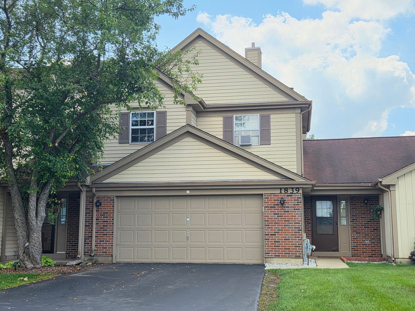 1839 Prentiss Drive, Downers Grove, IL 60516 1839 Prentiss Drive, Downers Grove, IL 60516