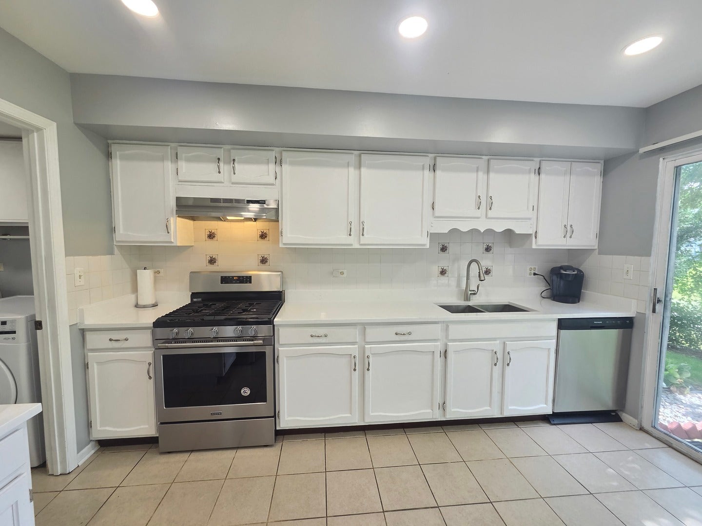 1839 Prentiss Drive, Downers Grove, IL 60516 1839 Prentiss Drive, Downers Grove, IL 60516