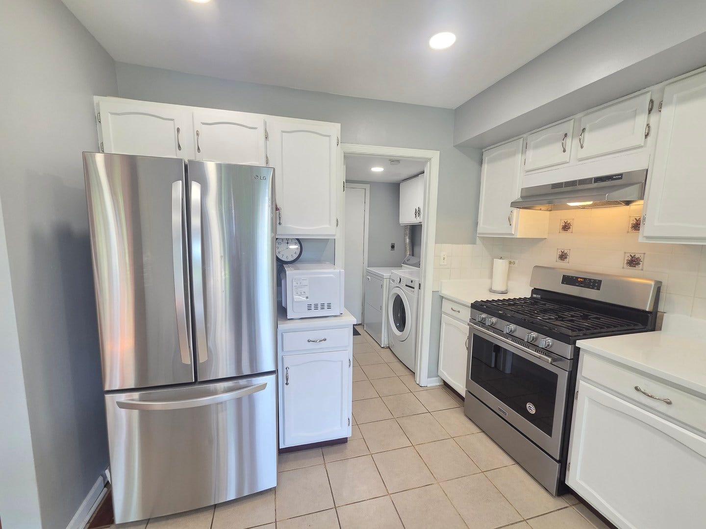 1839 Prentiss Drive, Downers Grove, IL 60516 1839 Prentiss Drive, Downers Grove, IL 60516