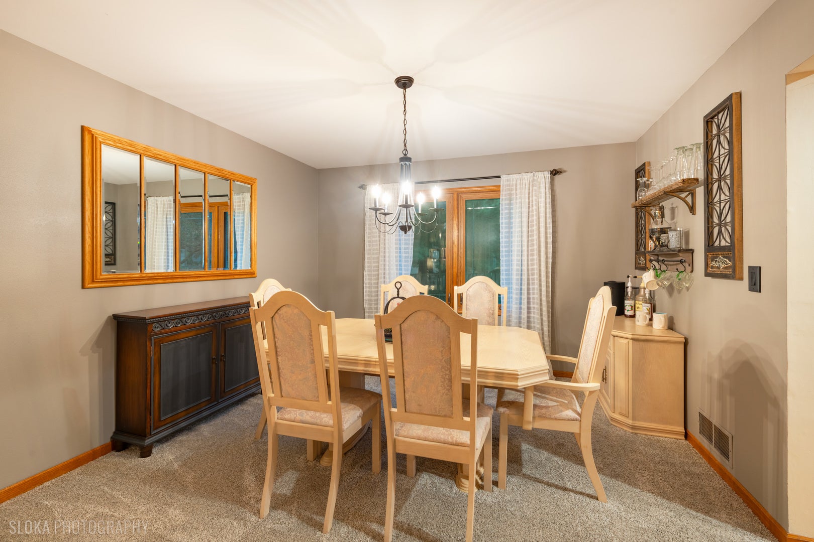 620 Canyon Lane, Elgin, IL 60123 620 Canyon Lane, Elgin, IL 60123