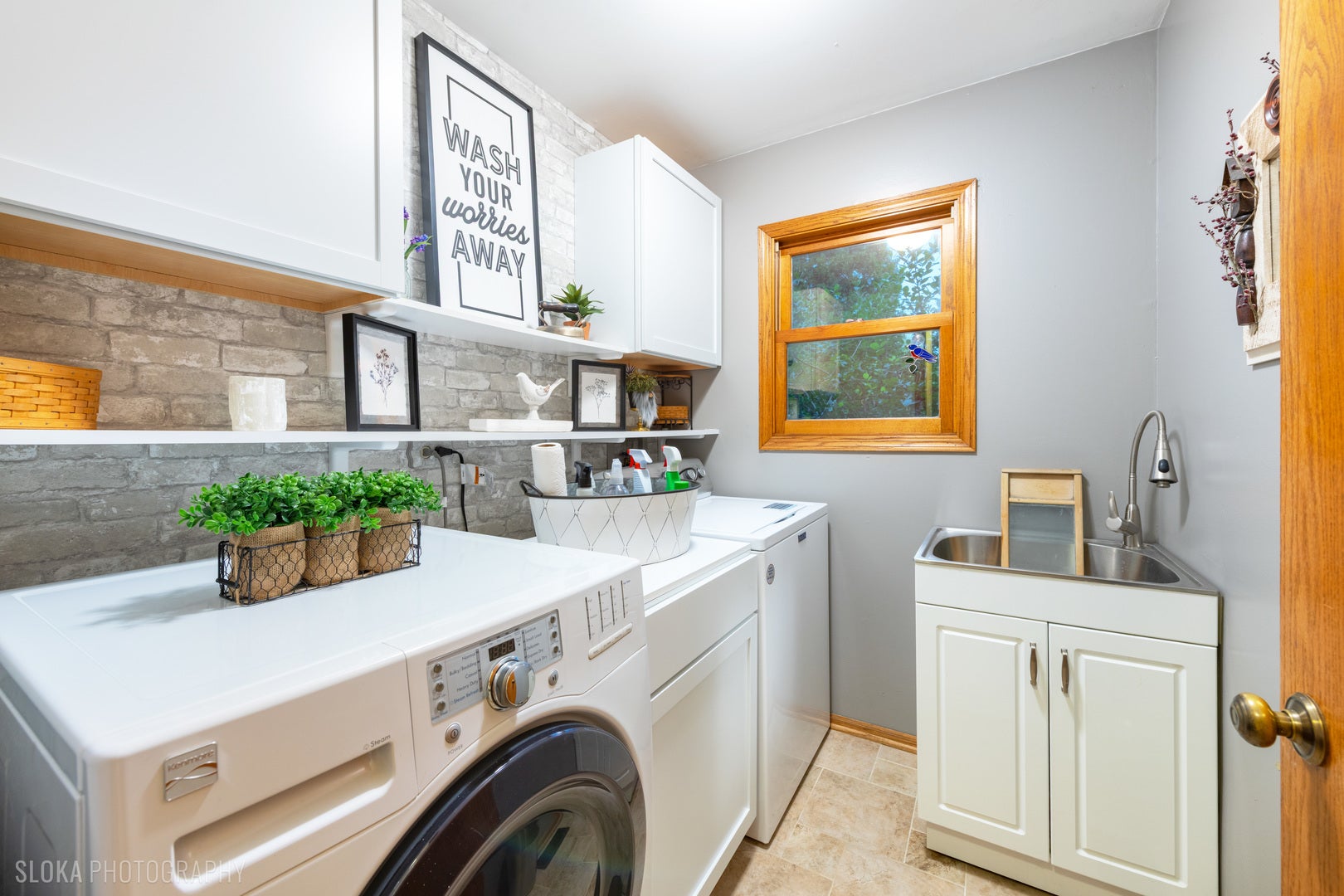 620 Canyon Lane, Elgin, IL 60123 620 Canyon Lane, Elgin, IL 60123