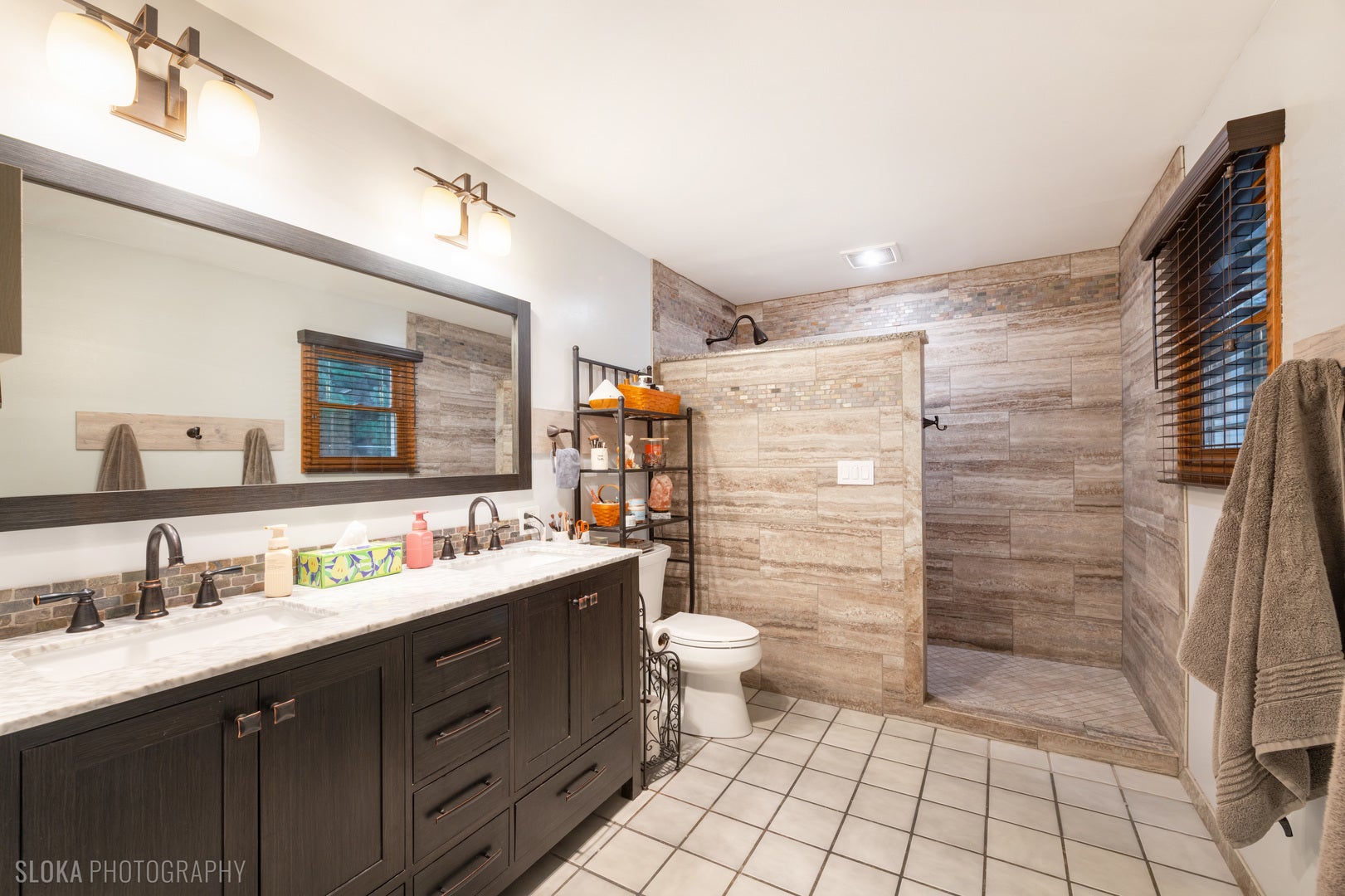 620 Canyon Lane, Elgin, IL 60123 620 Canyon Lane, Elgin, IL 60123