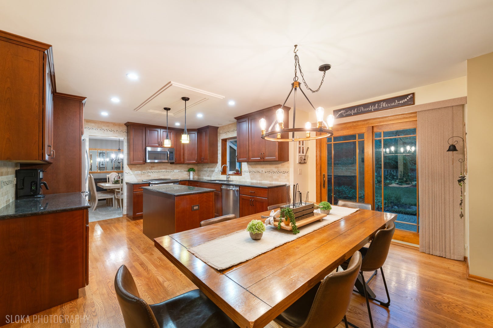 620 Canyon Lane, Elgin, IL 60123 620 Canyon Lane, Elgin, IL 60123