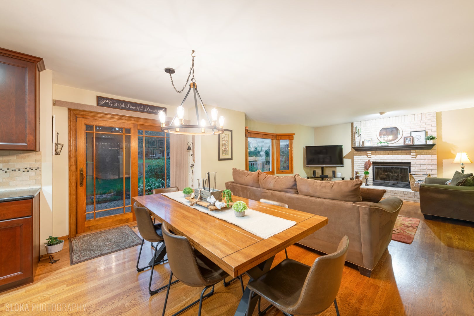 620 Canyon Lane, Elgin, IL 60123 620 Canyon Lane, Elgin, IL 60123