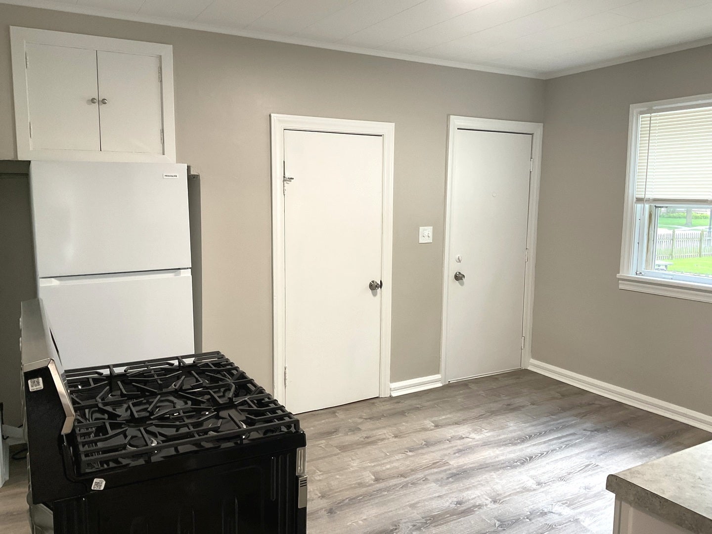 451 W New York Street, #1, Aurora, IL 60506