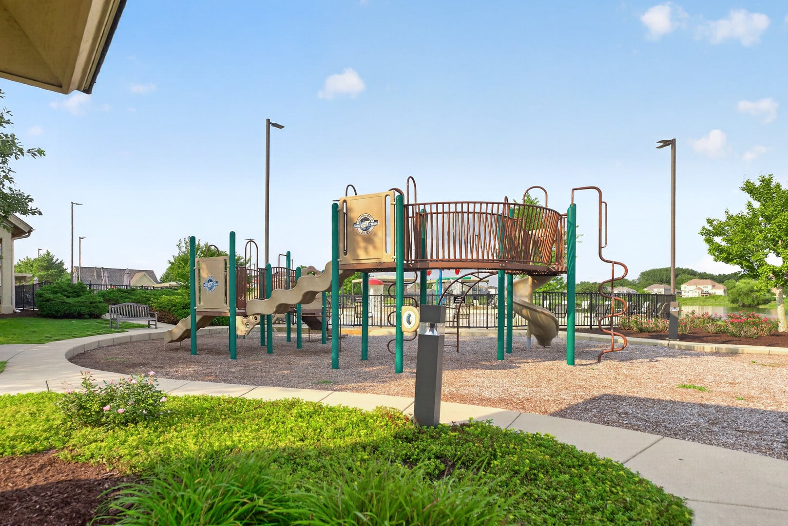3667 Peregrine Way, Elgin, IL 60124 3667 Peregrine Way, Elgin, IL 60124