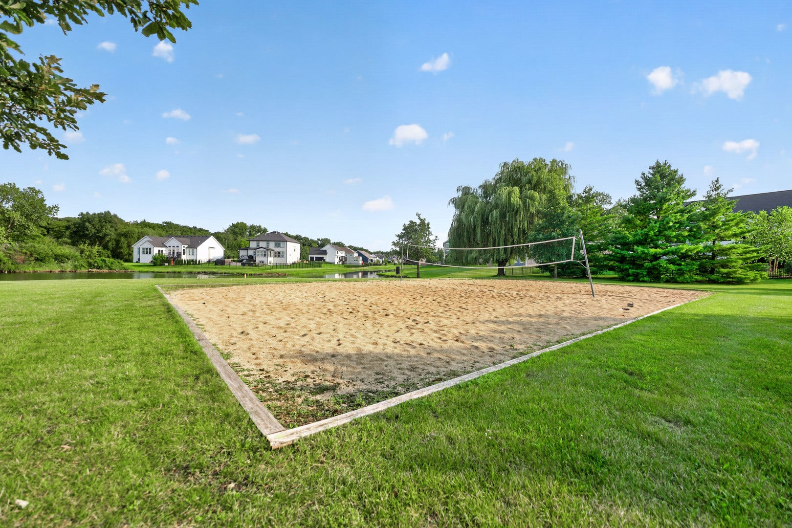 3667 Peregrine Way, Elgin, IL 60124 3667 Peregrine Way, Elgin, IL 60124