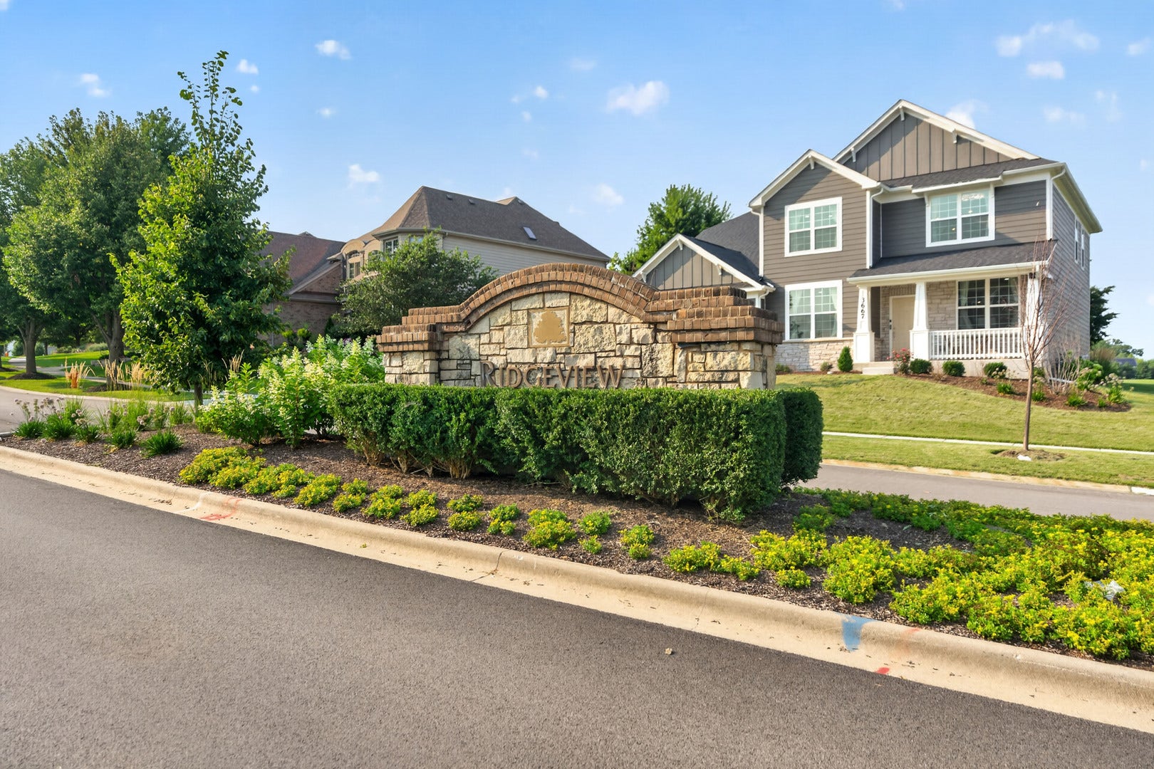 3667 Peregrine Way, Elgin, IL 60124 3667 Peregrine Way, Elgin, IL 60124