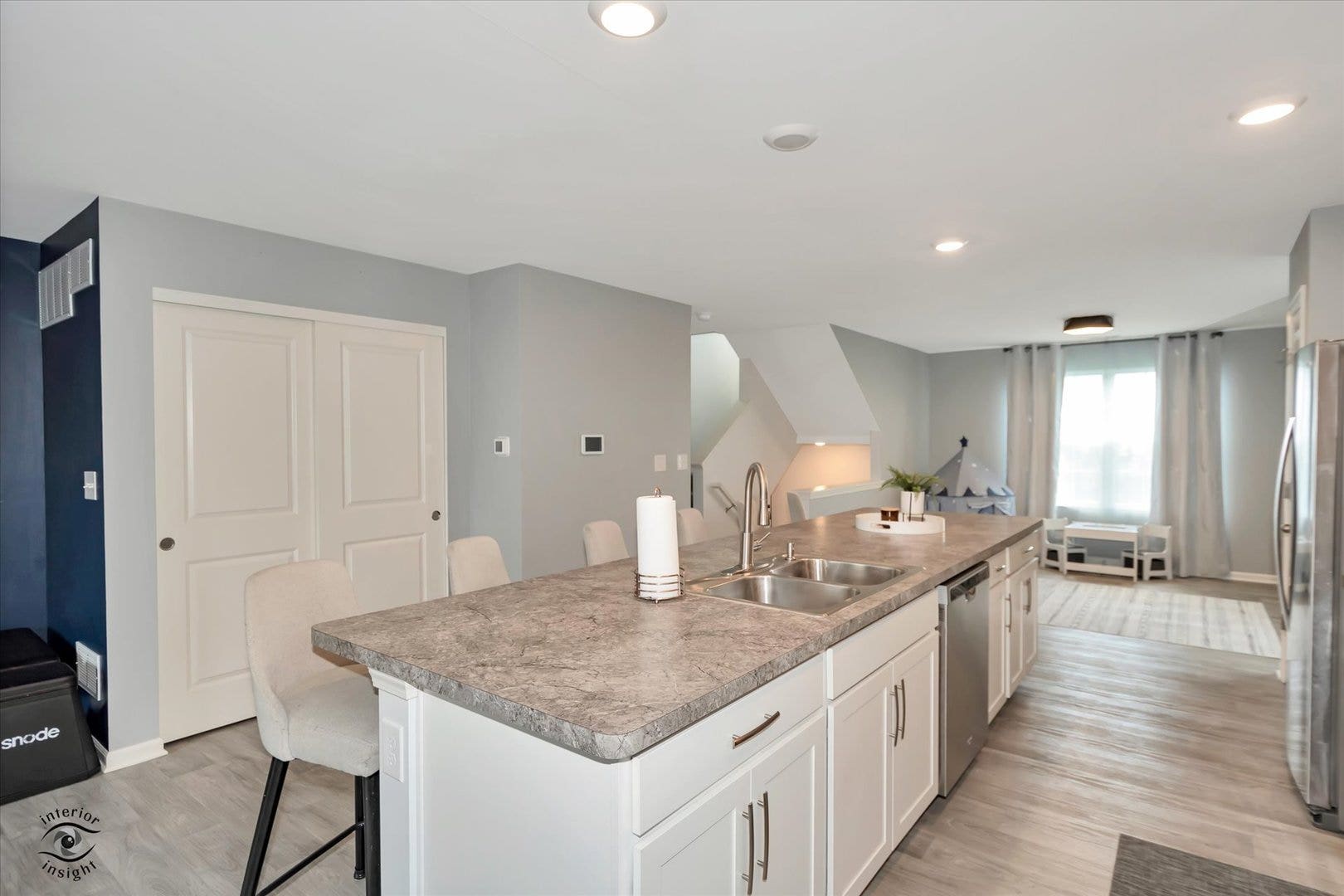 550 Spring Leaf Drive, Joliet, IL 60431 550 Spring Leaf Drive, Joliet, IL 60431