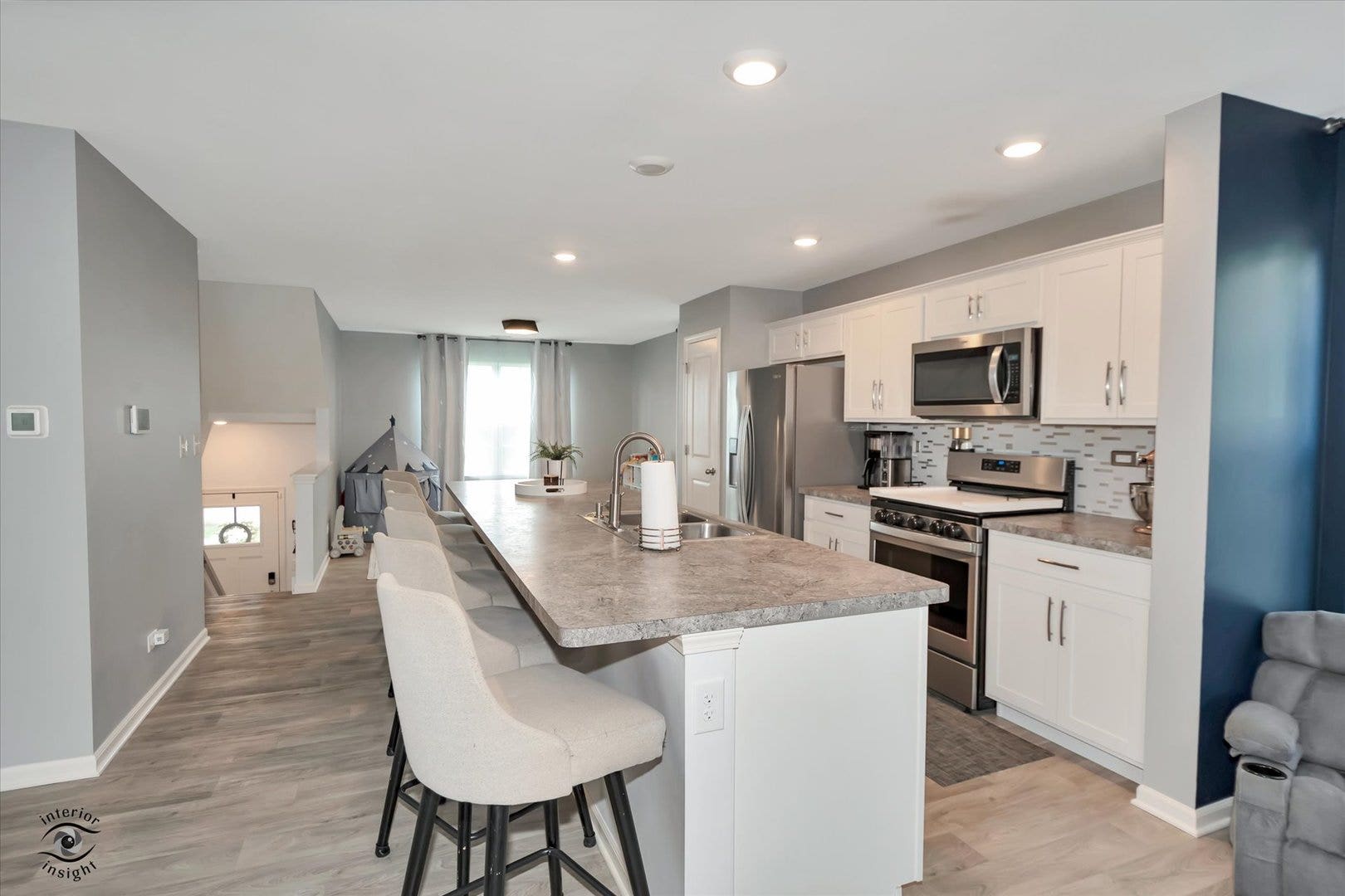 550 Spring Leaf Drive, Joliet, IL 60431 550 Spring Leaf Drive, Joliet, IL 60431