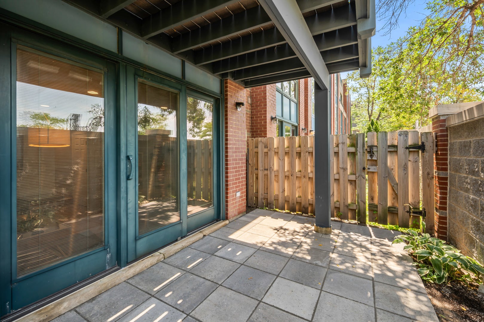 1st floor patio