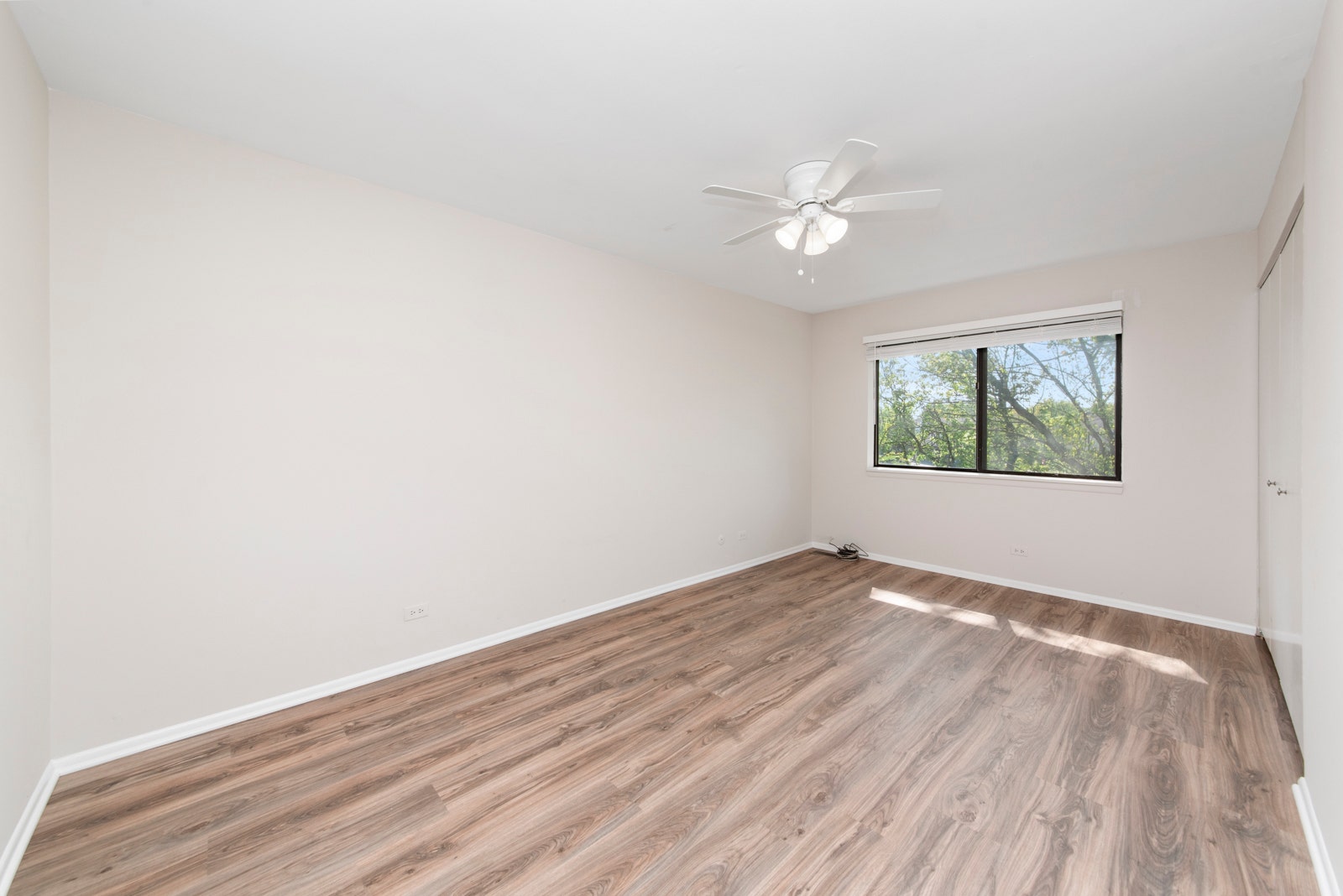 7346 Country Creek Way, #8, Downers Grove, IL 60516 7346 Country Creek Way, #8, Downers Grove, IL 60516