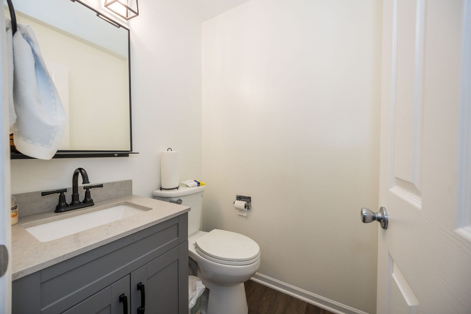 2734 Imperial Valley Trail, Aurora, IL 60503 Half Bath