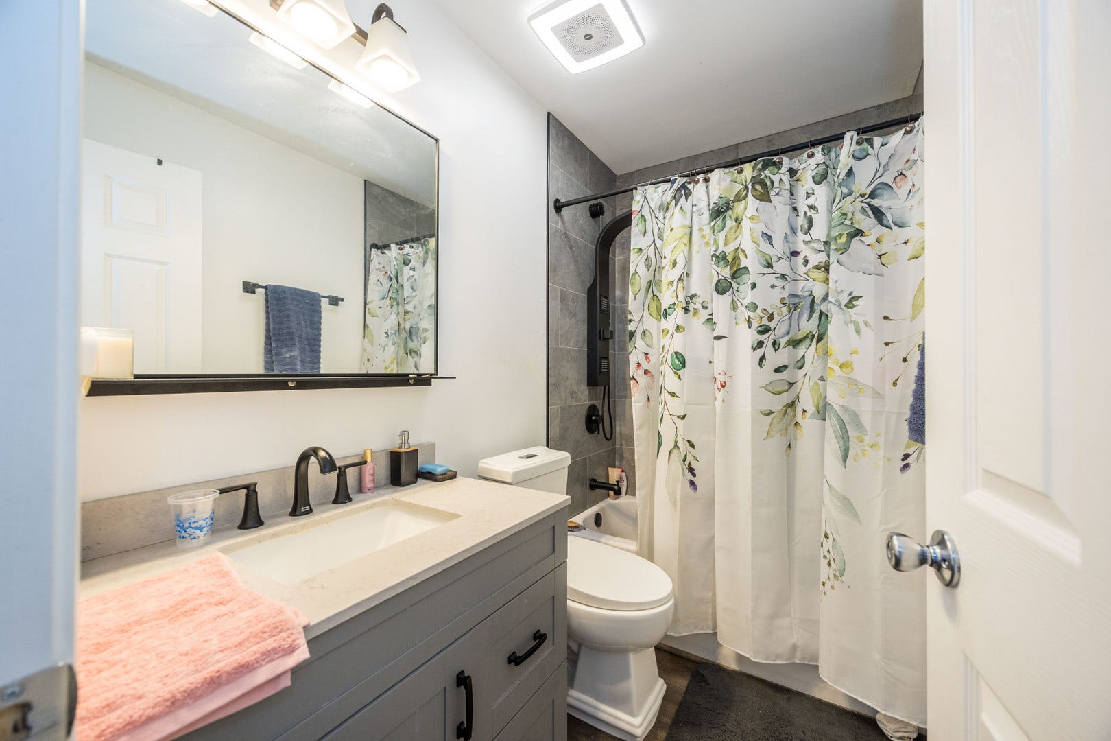 2734 Imperial Valley Trail, Aurora, IL 60503 2734 Imperial Valley Trail, Aurora, IL 60503