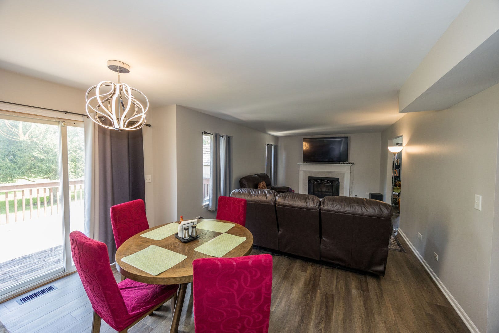 2734 Imperial Valley Trail, Aurora, IL 60503 2734 Imperial Valley Trail, Aurora, IL 60503
