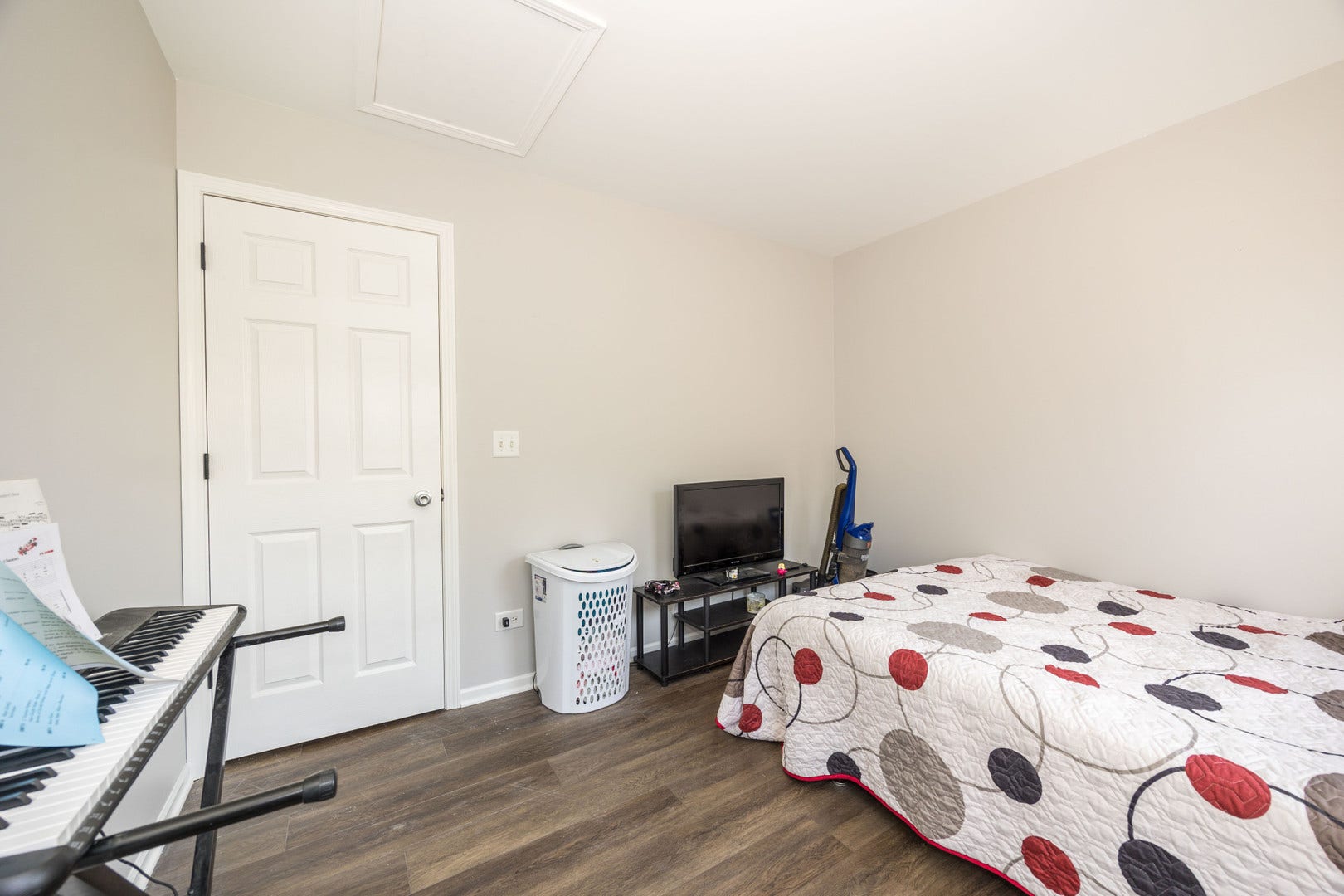 2734 Imperial Valley Trail, Aurora, IL 60503 2734 Imperial Valley Trail, Aurora, IL 60503