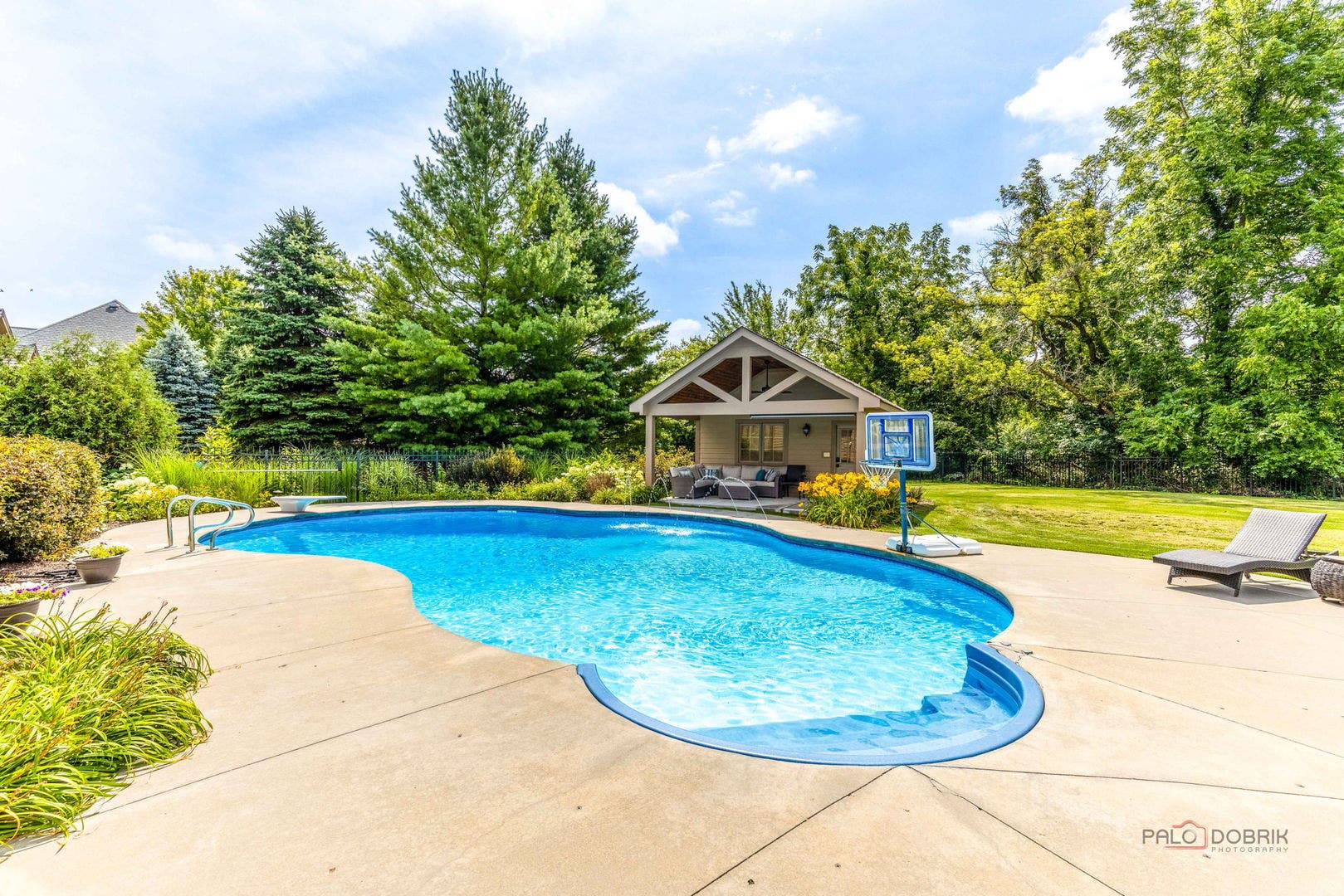 37W209 Deer Pond Court, St. Charles, IL 60175 37W209 Deer Pond Court, St. Charles, IL 60175