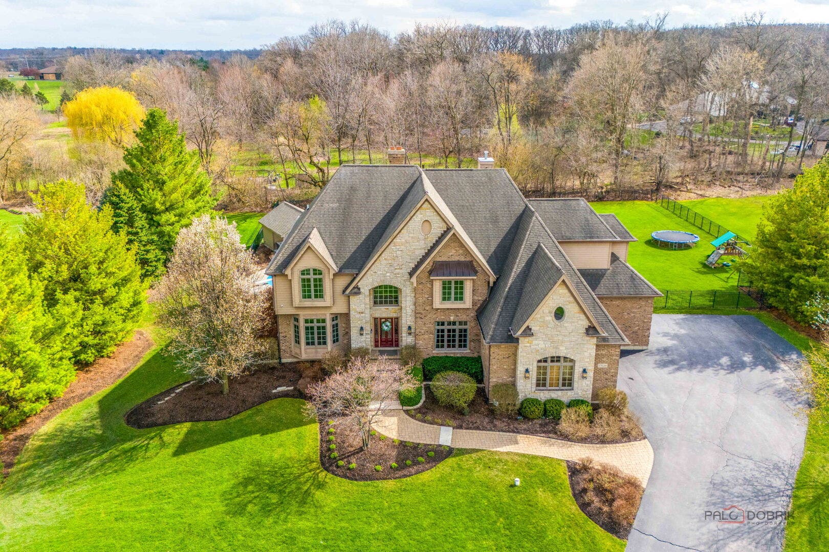 37W209 Deer Pond Court, St. Charles, IL 60175 37W209 Deer Pond Court, St. Charles, IL 60175